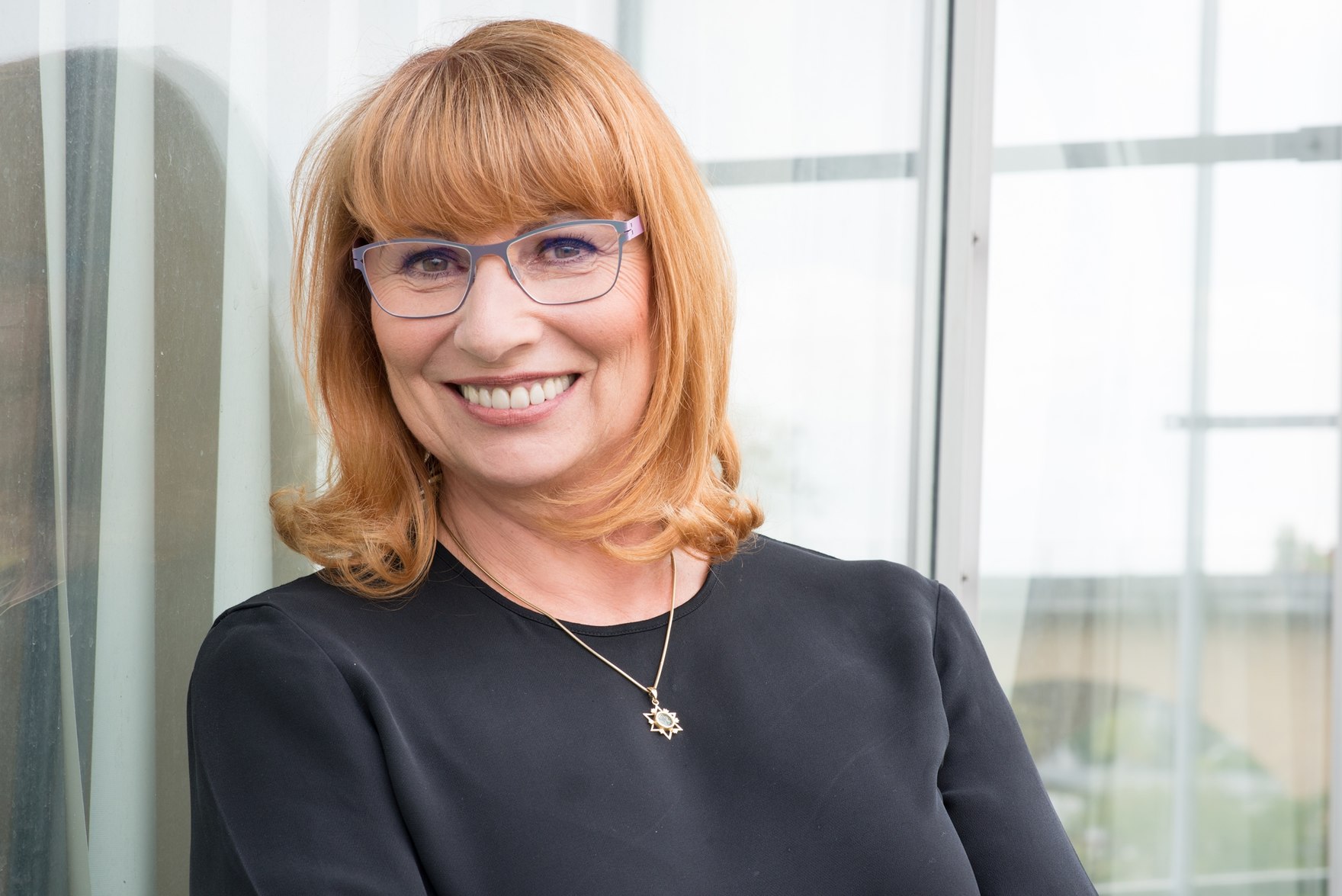 Ein Portrait von Staatsministerin Petra Köpping.